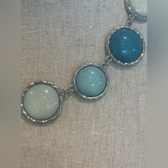 Elegant Blue, Light Green and Cream Cabochon Silver Tone Statement Necklace - Picture 3 of 6